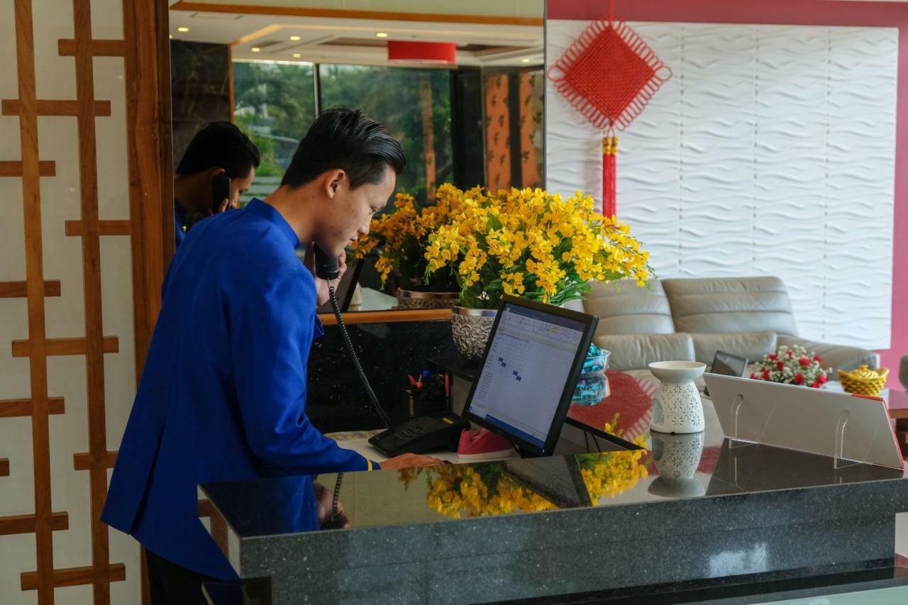 Ritz Grand 4*