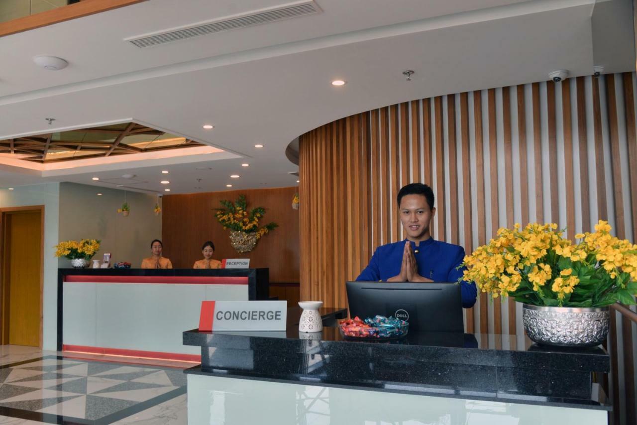 Ritz Grand 4*