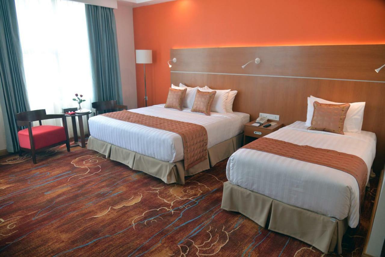 Ritz Grand Hotel Mandalay