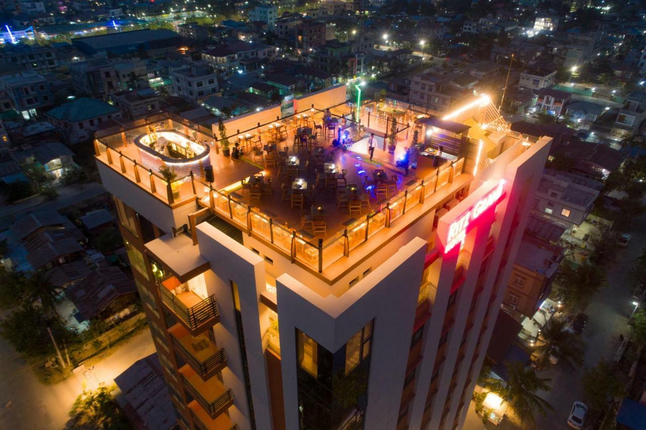 Hotel Ritz Grand Mandalay