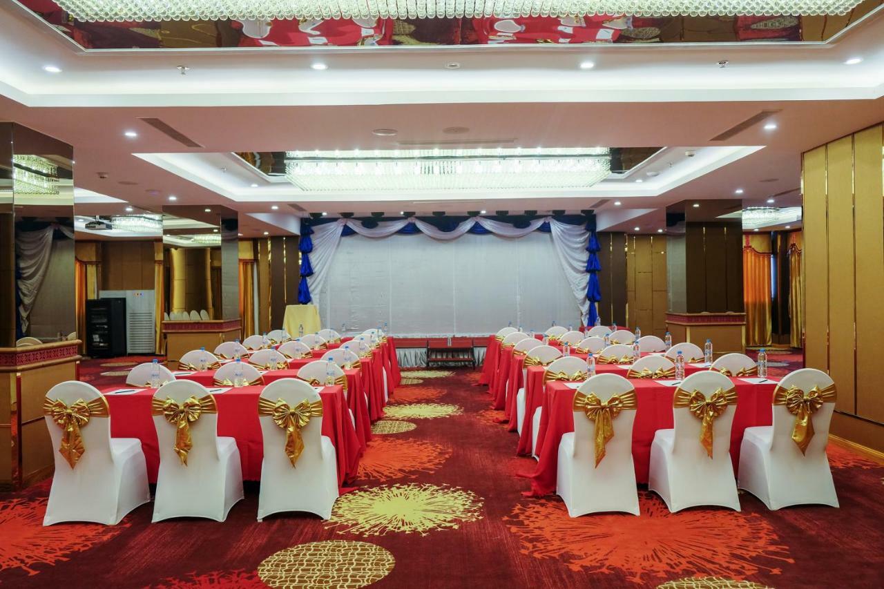 Ritz Grand 4*