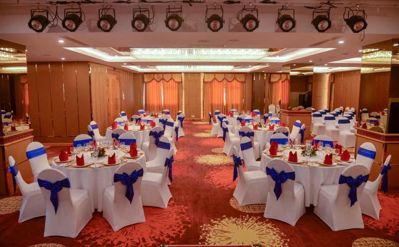 Ritz Grand